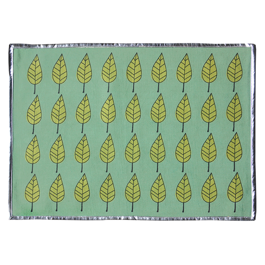 SCANDINAVIAN LEAF WITH ACCENT GREEN